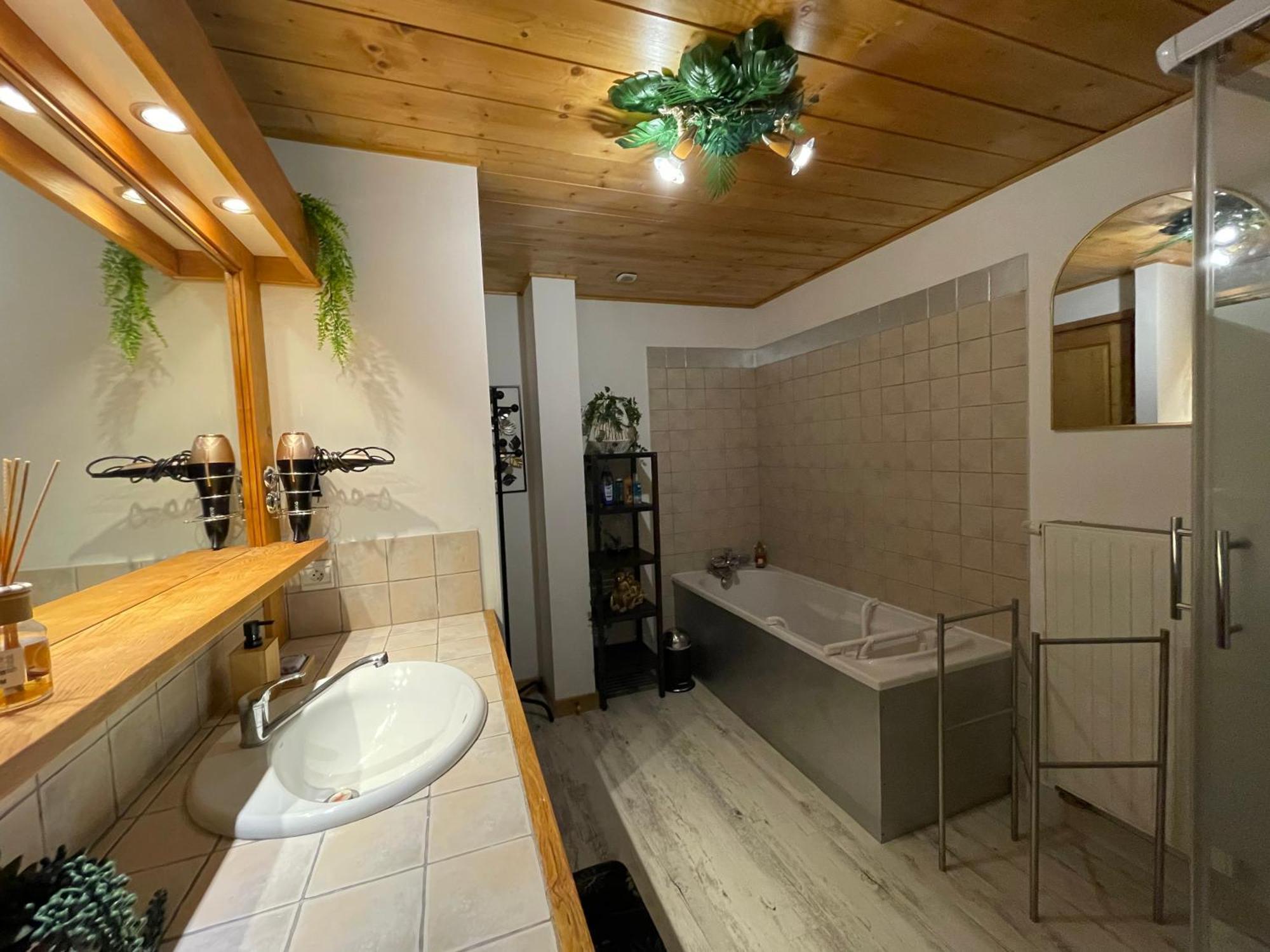 Rooftop 1 - Jacuzzi Prive Au Pied Du Monte-Blanco Sallanches Zewnętrze zdjęcie